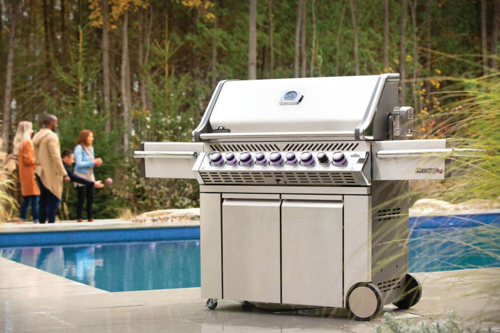 Napoleon Prestige Pro 665 RSIB with Infrared Side and Rear Burners Gas Grill